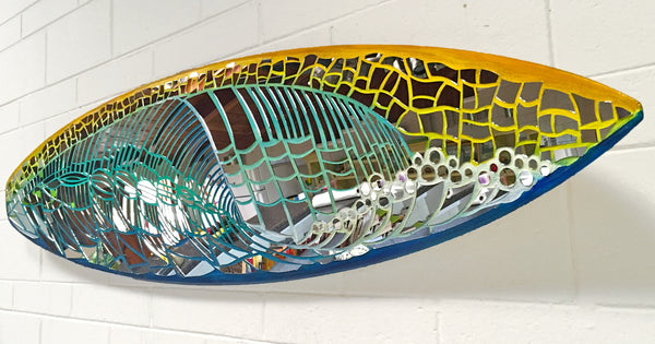 アート・デザイン・音楽 Schwedische Glasmanufakturen 1915-1960 Glassd_Mirror_Mosaic_Surfboard