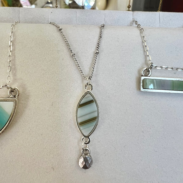 Ellipse Silver Strands