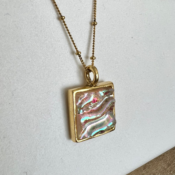 Square Gold Dichro Satellite Chain