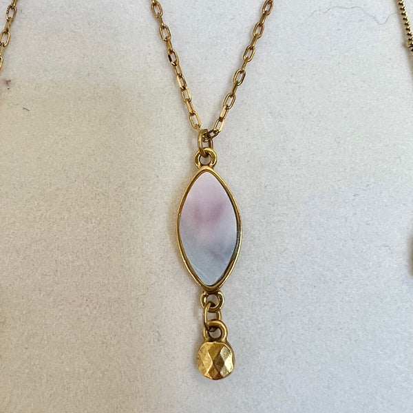 Ellipse Gold with Soft Hues